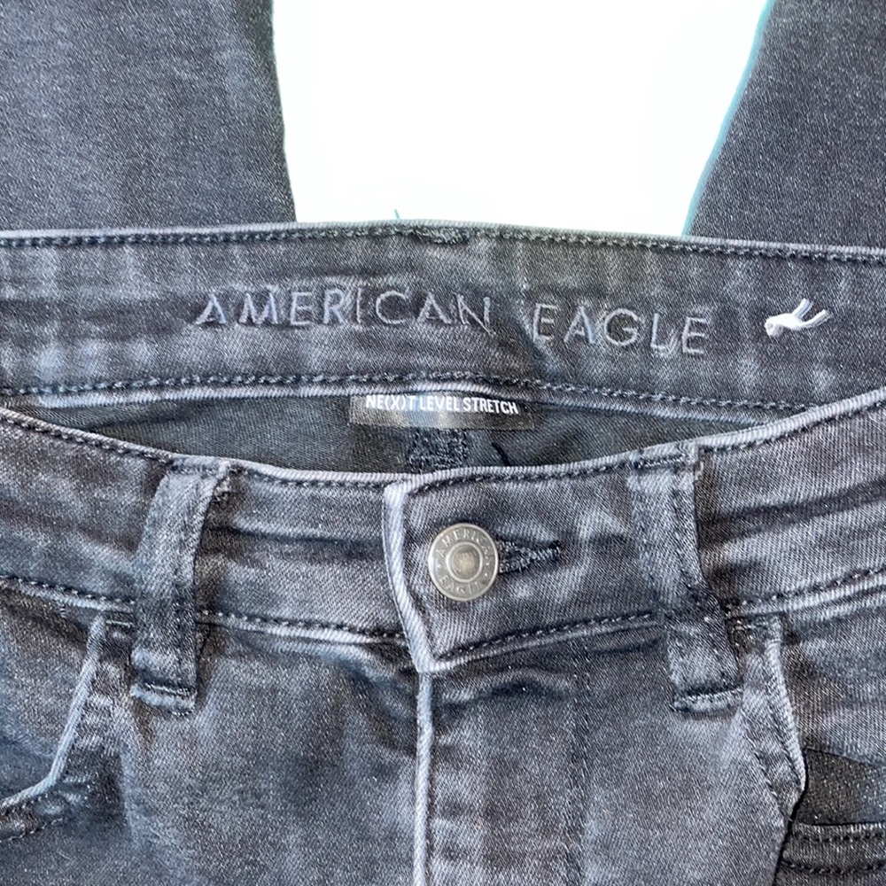 Jeans - Picture 2 of 3